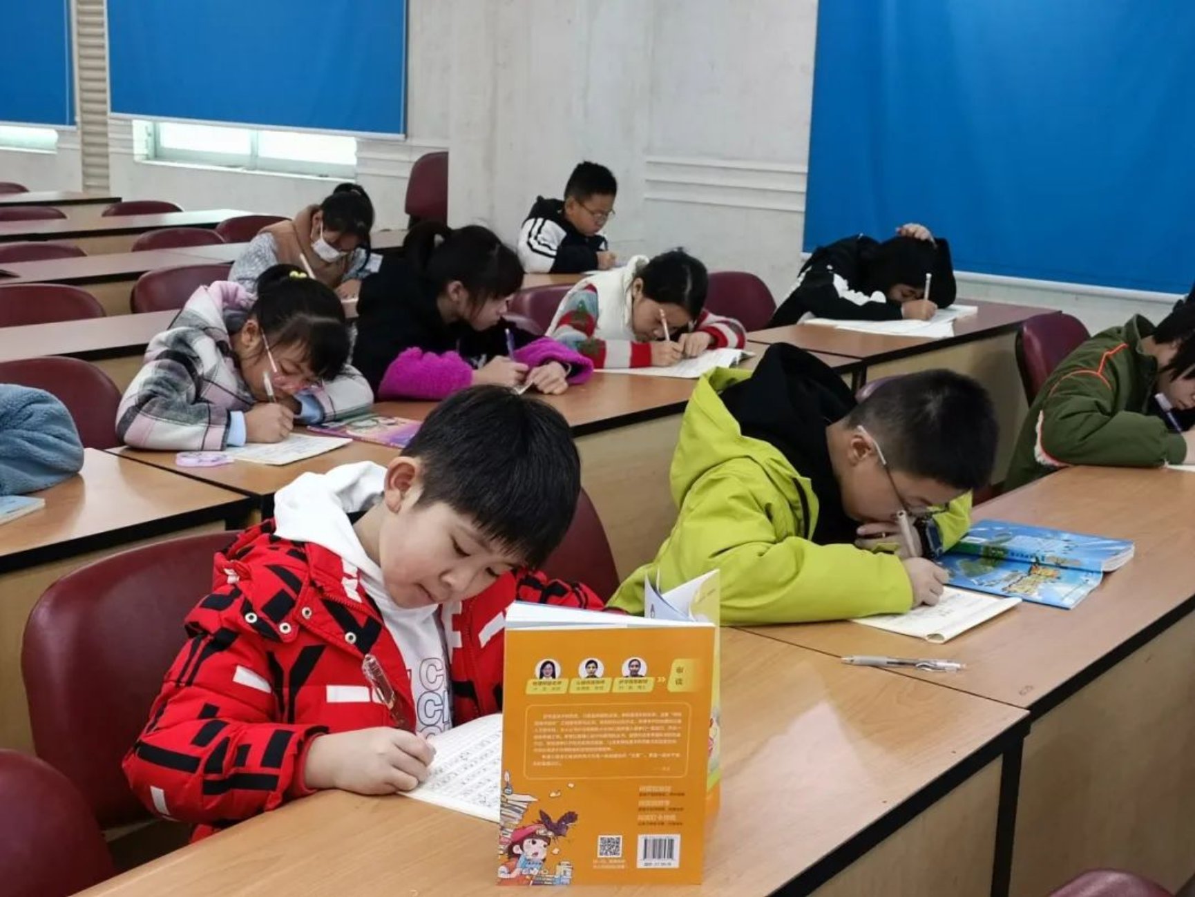 https://mmbiz.qpic.cn/sz_mmbiz_jpg/PAaJT8ibJHJfIC4BicbdmBc1RZ1zLy0vpVcXLNhGLMFmqMBDACDCrHr3XNib7s9LD4pickJicg50OOo7K6sM9ZxJkyg/640?wx_fmt=jpeg&from=appmsg&wxfrom=5&wx_lazy=1&wx_co=1